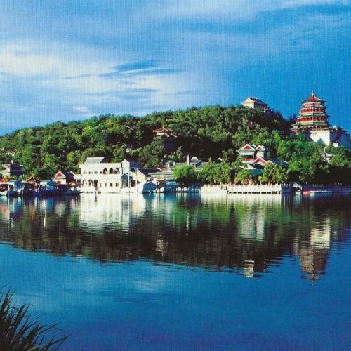 4-Hour Private Tour of the Summer Palace by Public Transportation