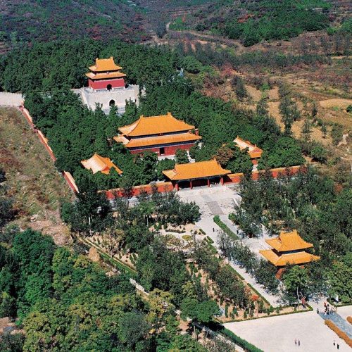 Private Tour to Mutianyu Great Wall and Ming Tombs from Beijing