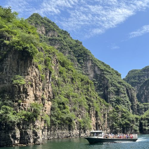 Private Day Tour to Longqing Gorge with Boat Ride and Cable Car from Beijing