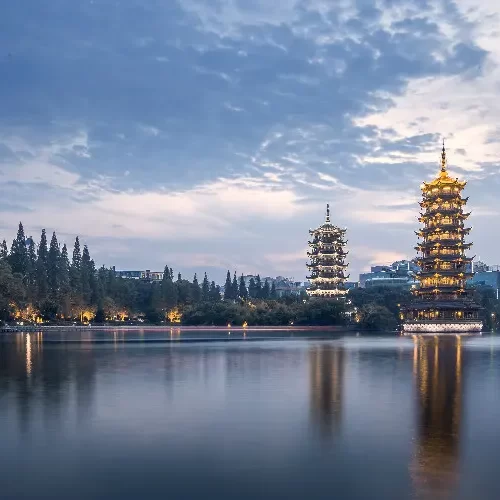 Private Customized Tour: Guilin City Highlights in One Day